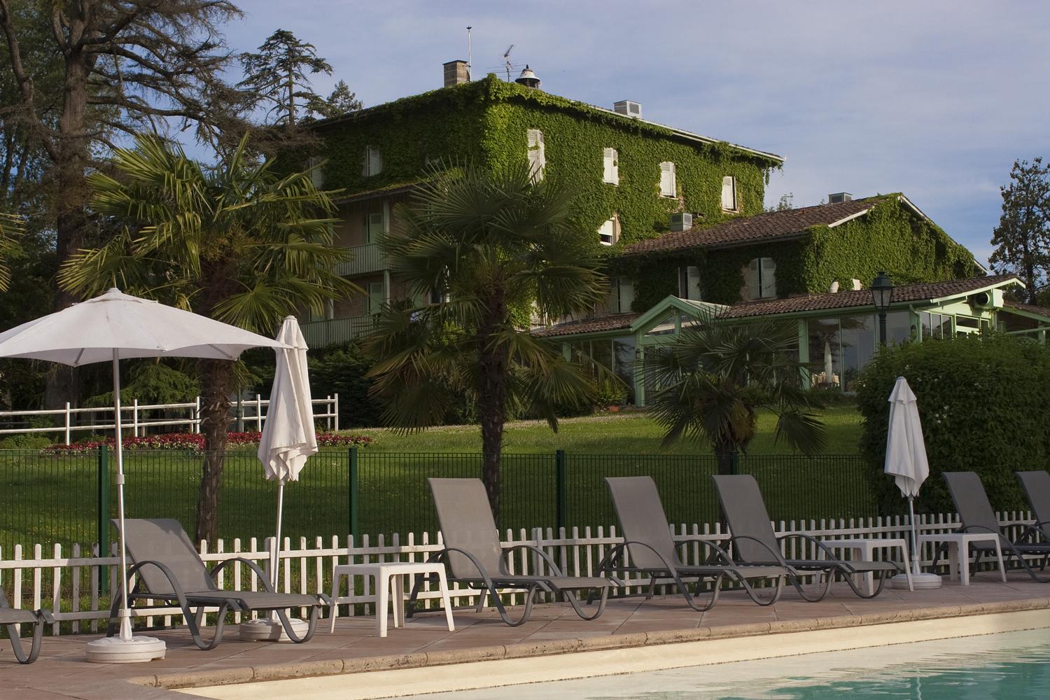 Logis Hotels- Hotel Et Restaurant Domaine De Fompeyre Bazas Exterior foto